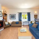 Seafront Serenity - Waterfront Oasis Lejlighed