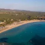 Seafront Serenity - Waterfront Oasis Ágrilos