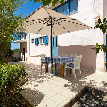 Seafront Serenity - Waterfront Oasis * Agrilos
