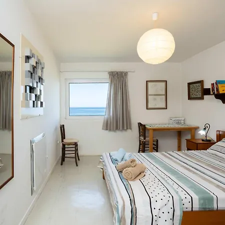 Seafront Agrilos Serenity - Waterfront Oasis *