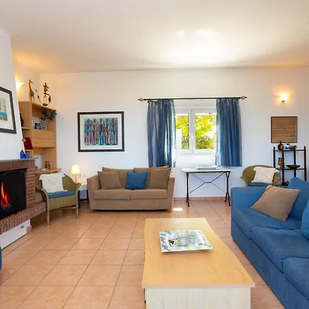 Seafront Serenity - Waterfront Oasis Apartman