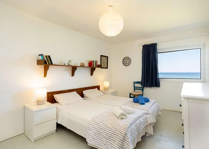 Seafront Serenity - Waterfront Oasis